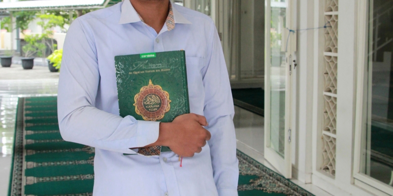 Menjadi Insan Agamis