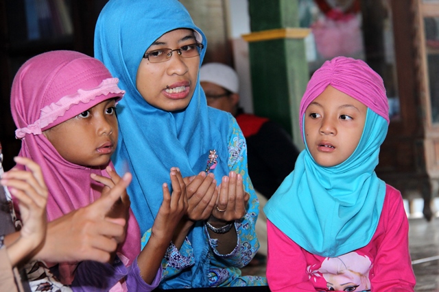 Wanita yang bersahaja