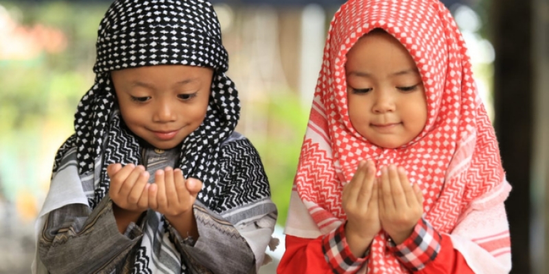 Anak yang Menyelamatkan Orangtua dari Neraka | YDSF