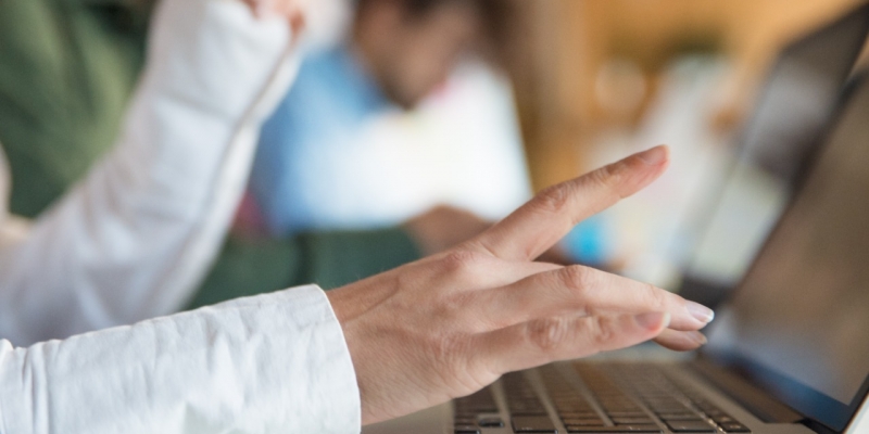 Berita Online dengan Data Akurat Bersama Sapto Anggoro | YDSF